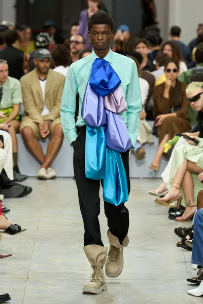 Look 36